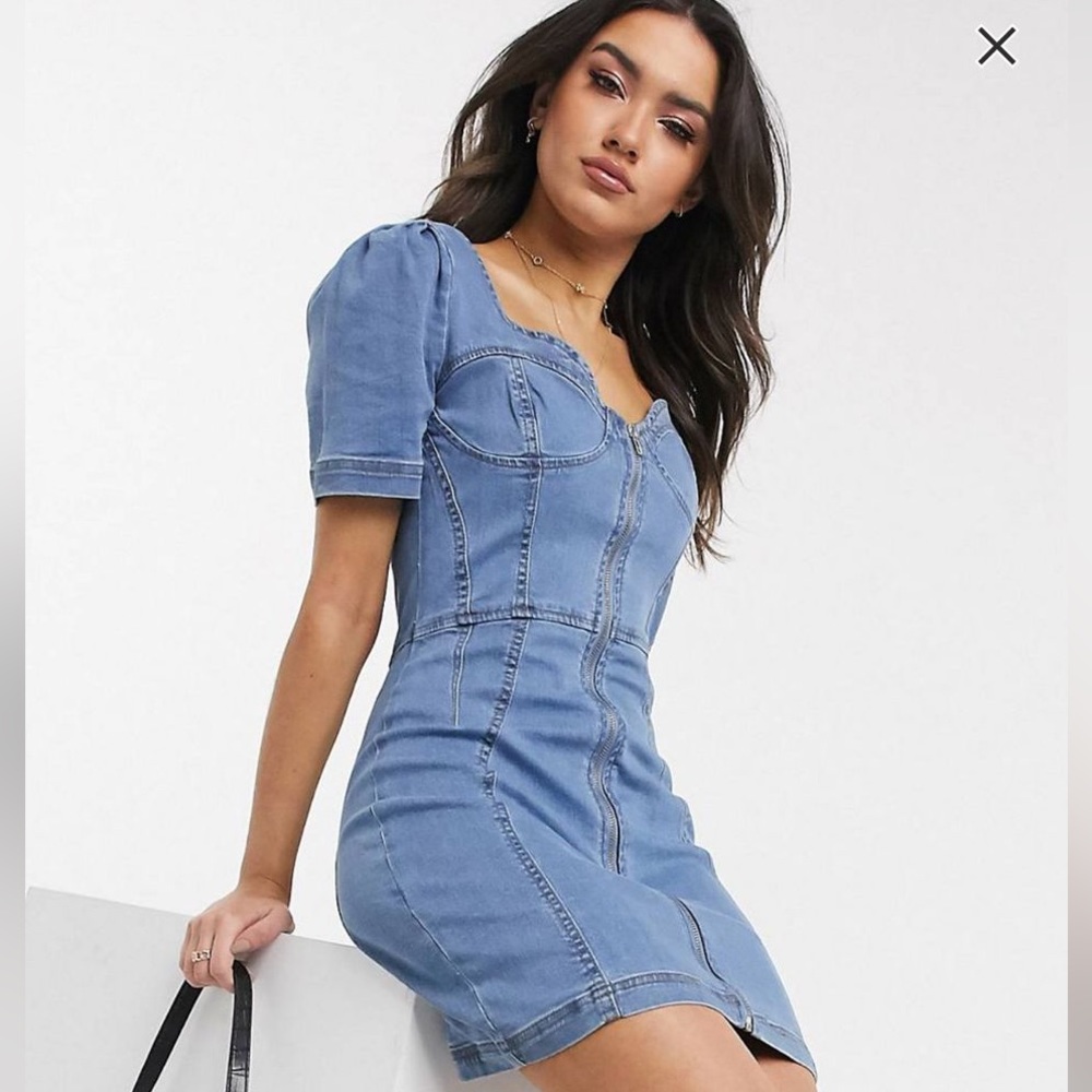 Denim zip dress in light wash
